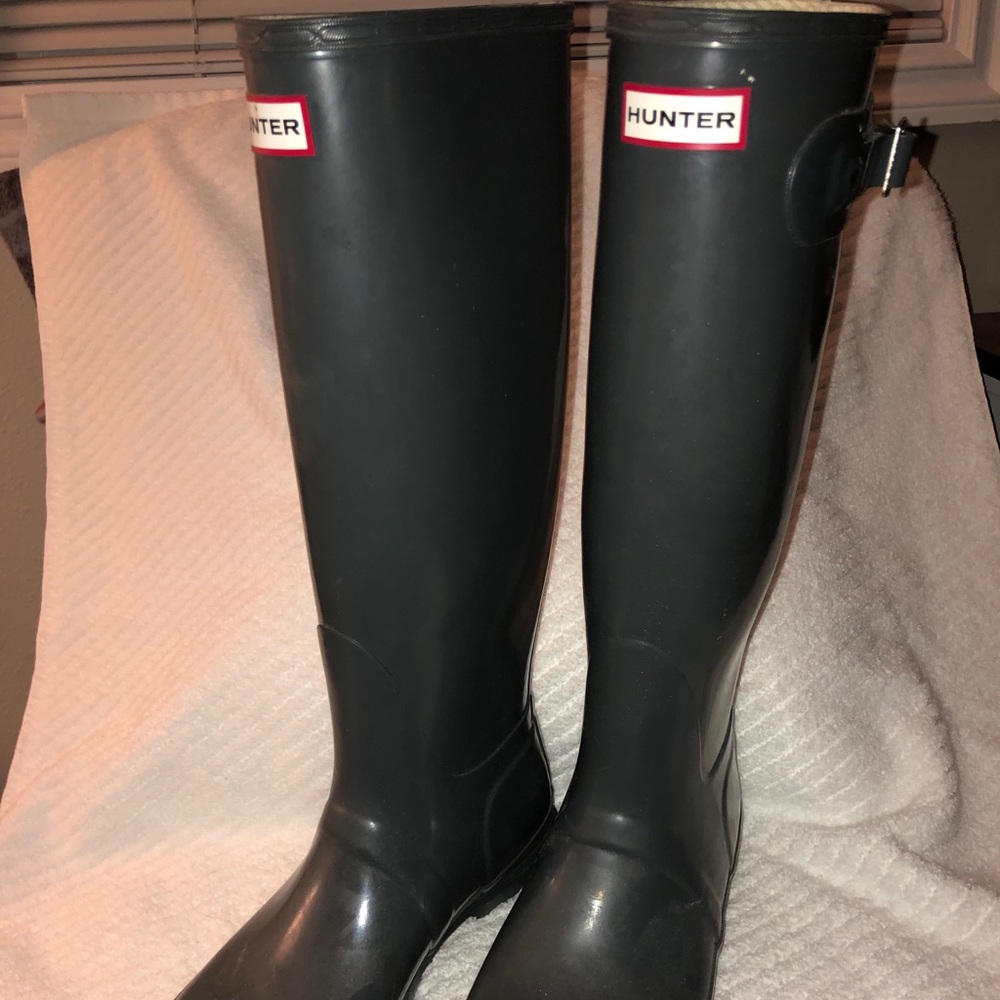 Like new Hunter Boots